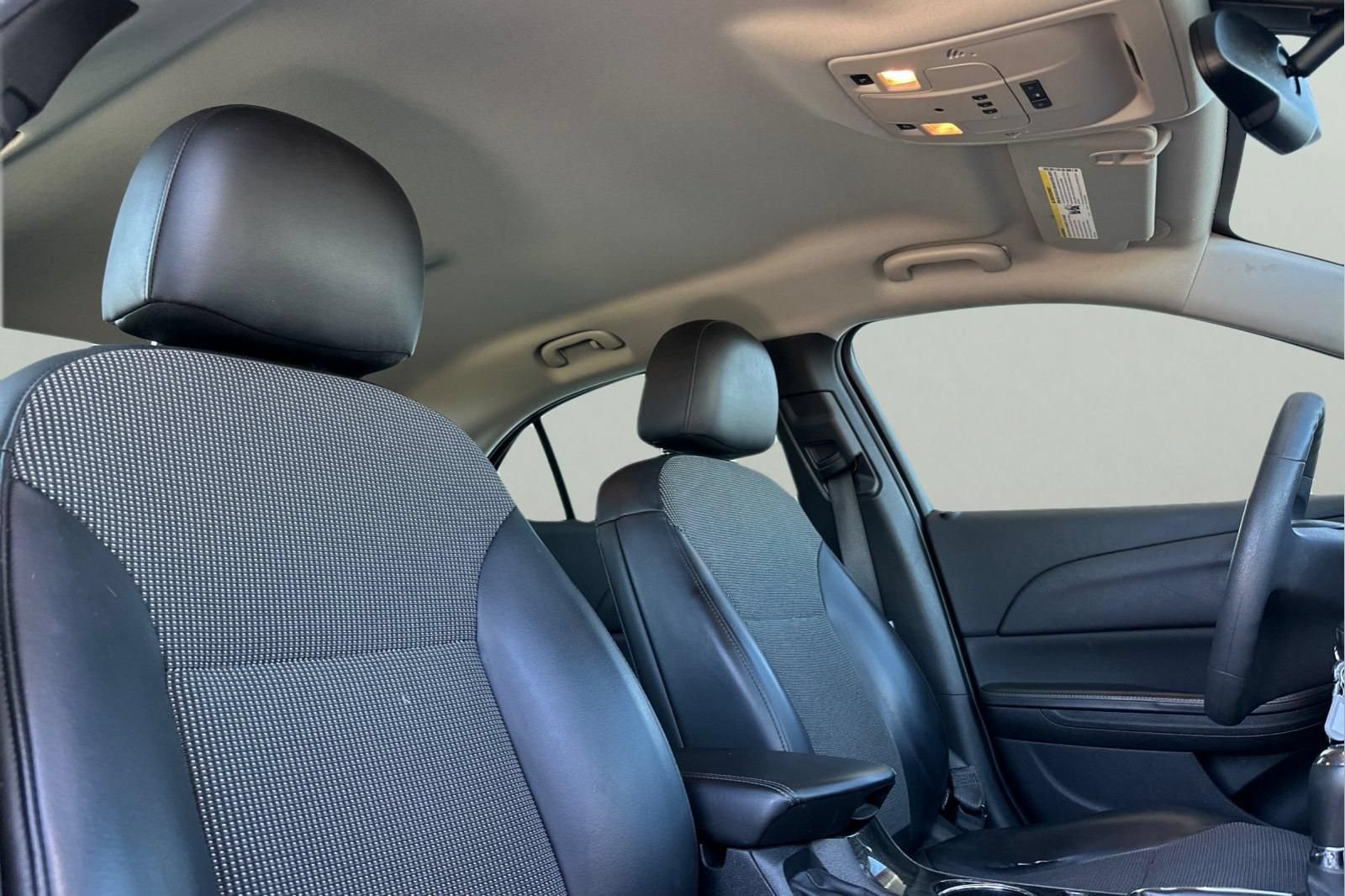Used 2015 Chevrolet Malibu LT w/ Power Convenience Package FWD image 20