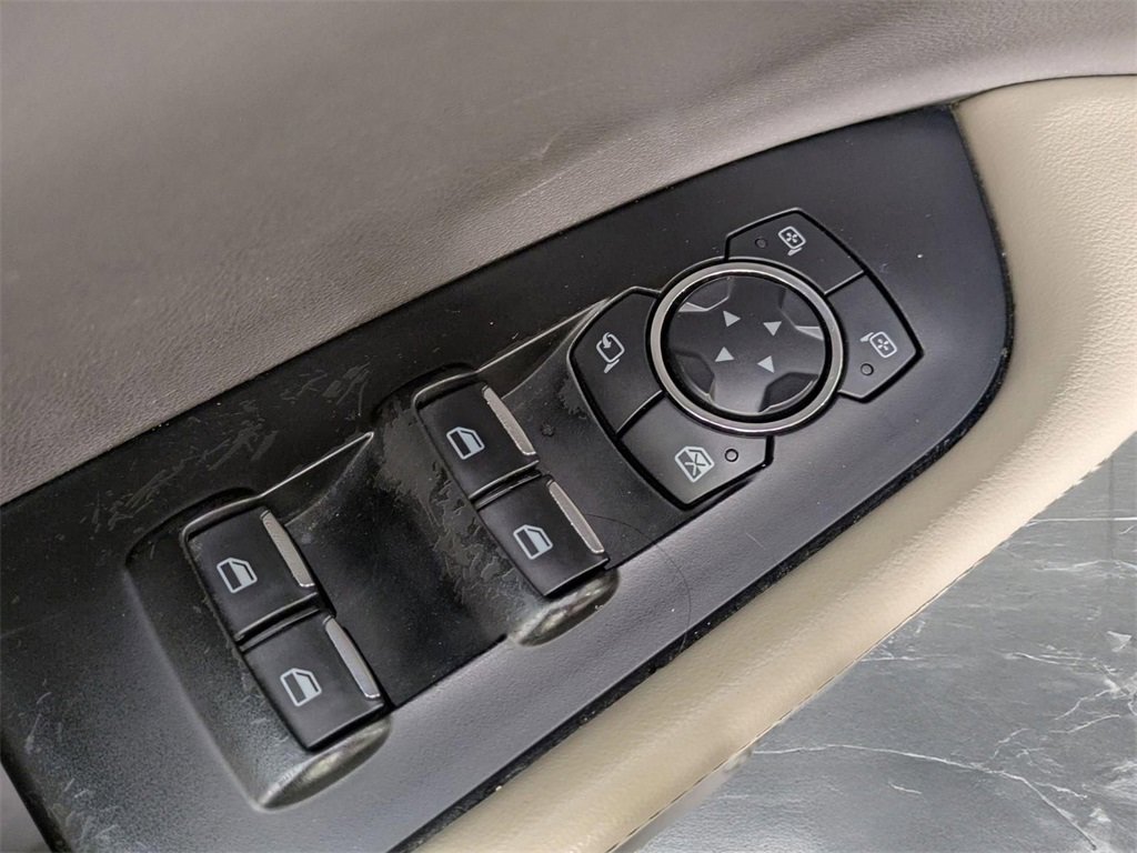 Used 2022 Lincoln Nautilus Reserve image 13