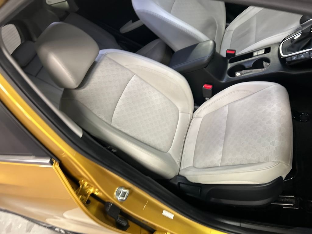 Used 2023 Kia Seltos SX w/ SX Sunroof Package image 24