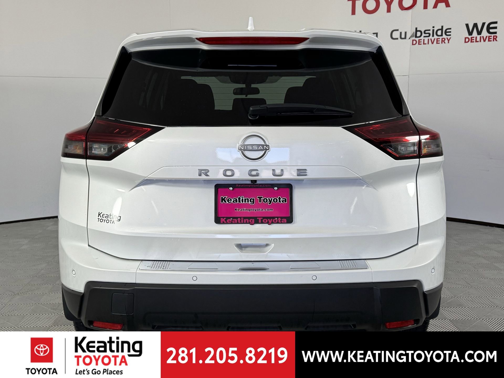 Used 2026 Nissan Rogue SV image 6