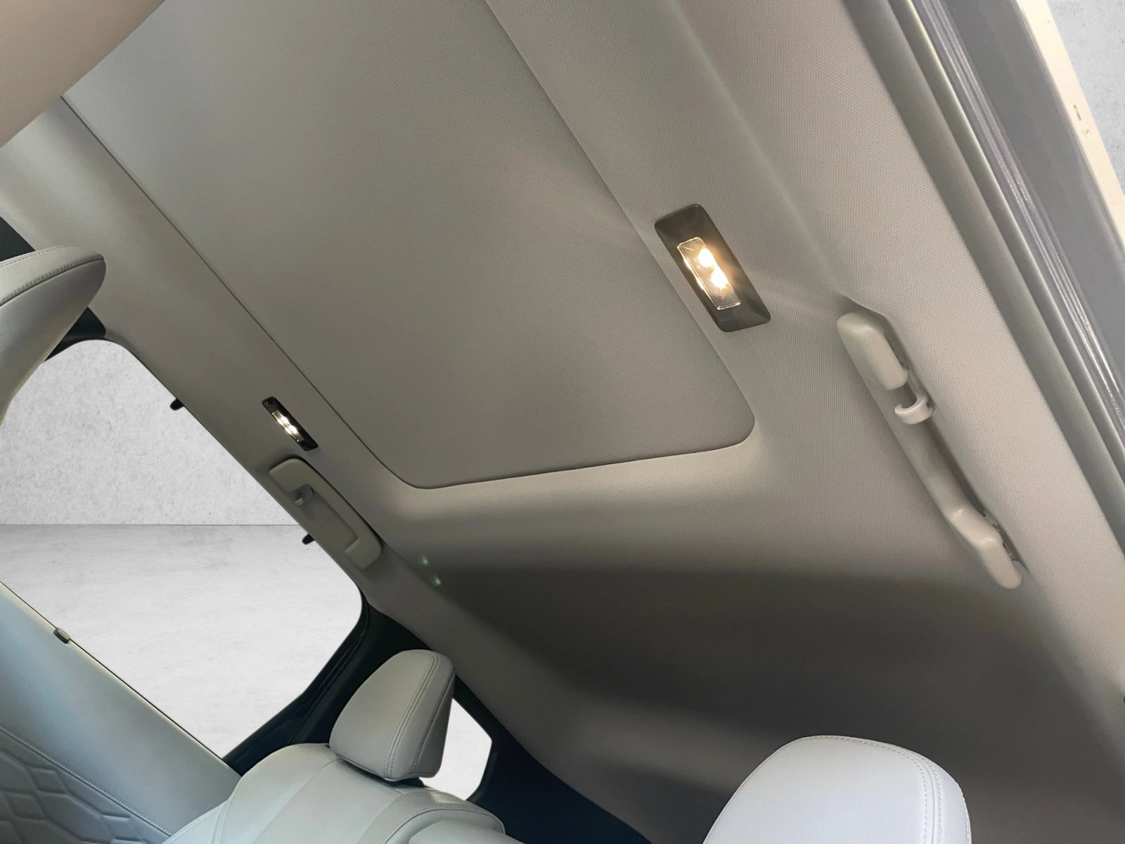 Used 2025 Mitsubishi Outlander SEL FWD image 22