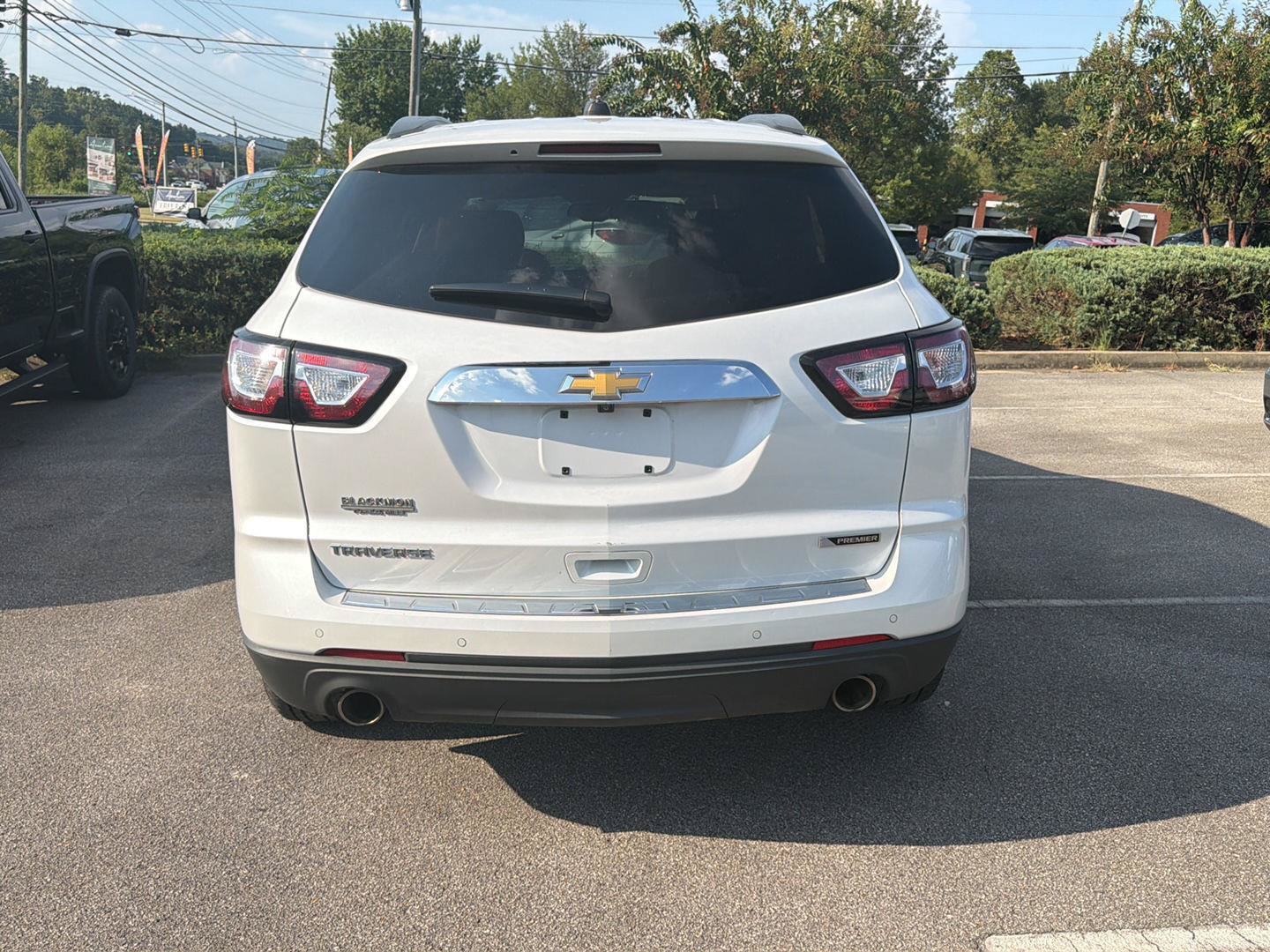 Used 2017 Chevrolet Traverse Premier FWD image 17