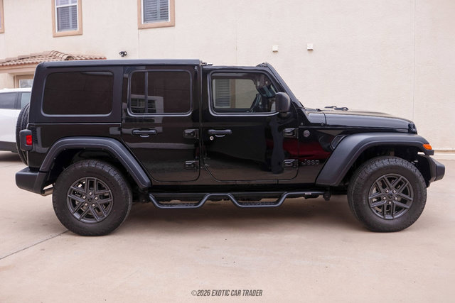 Used 2024 Jeep Wrangler Unlimited Sport AWD/4WD image 9