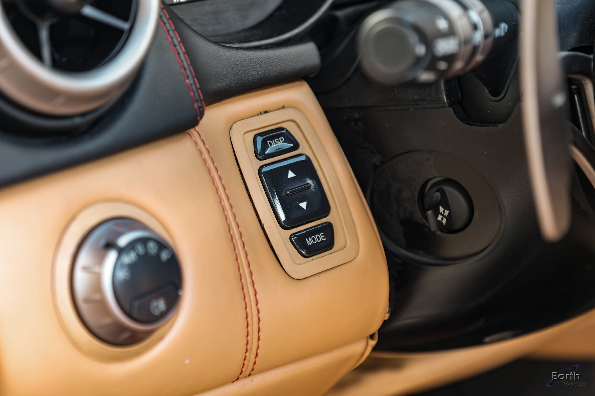 Used 2014 Ferrari California RWD image 76