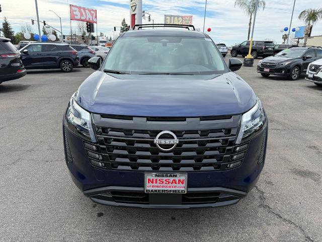 New 2026 Nissan Pathfinder SV image 2