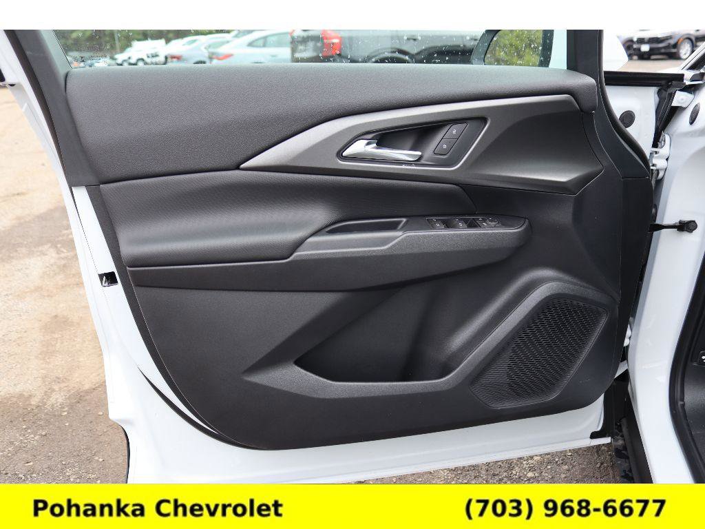 New 2026 Chevrolet Equinox EV LT FWD image 22