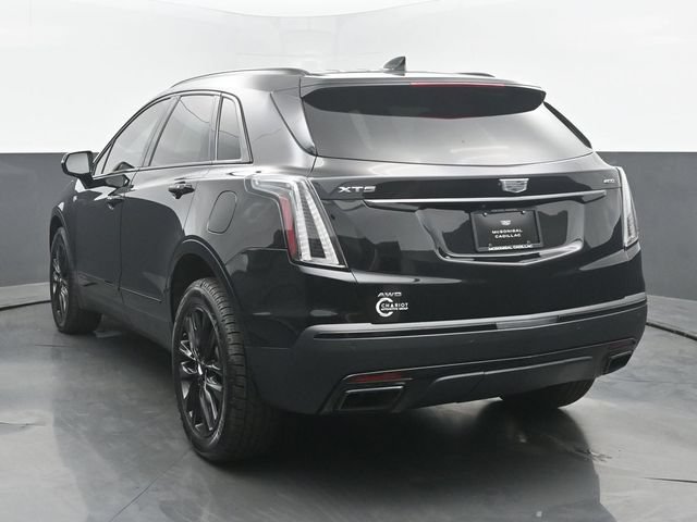 Used 2022 Cadillac XT5 Sportv w/ LPO, ONYX Package AWD/4WD image 4
