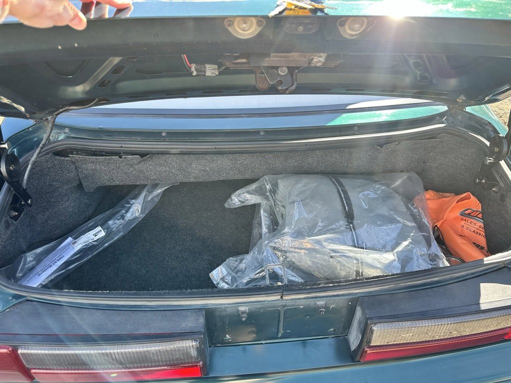 Used 1990 Ford Mustang LX image 29