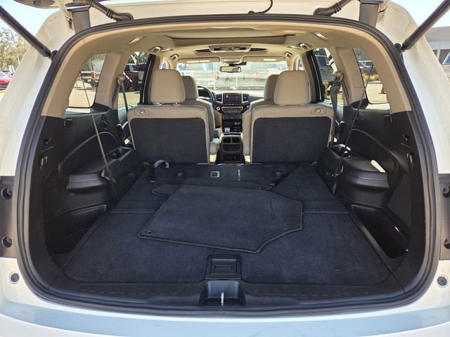 Used 2017 Honda Pilot Elite image 16