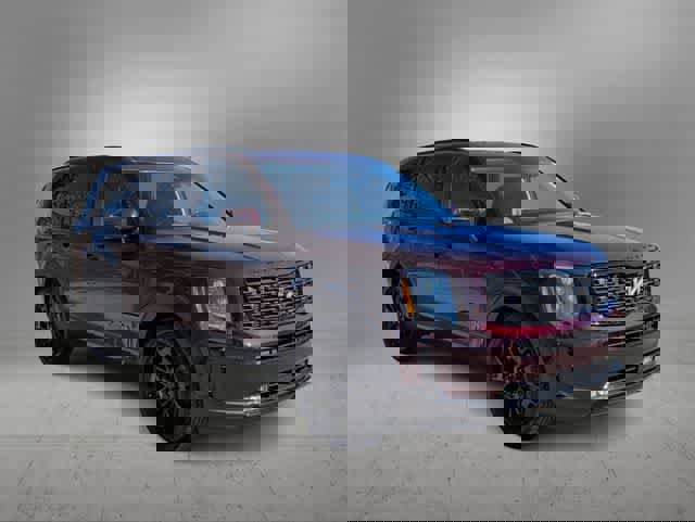 Used 2022 Kia Telluride SX w/ Nightfall Edition Package image 2