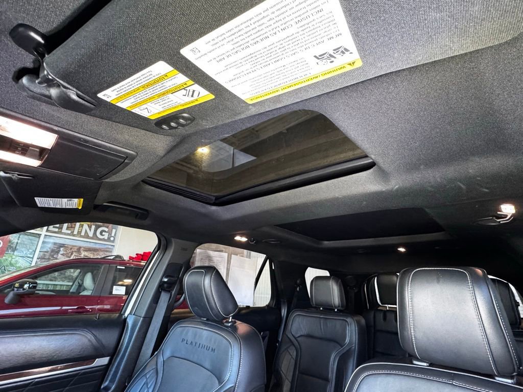 Used 2019 Ford Explorer Platinum image 42