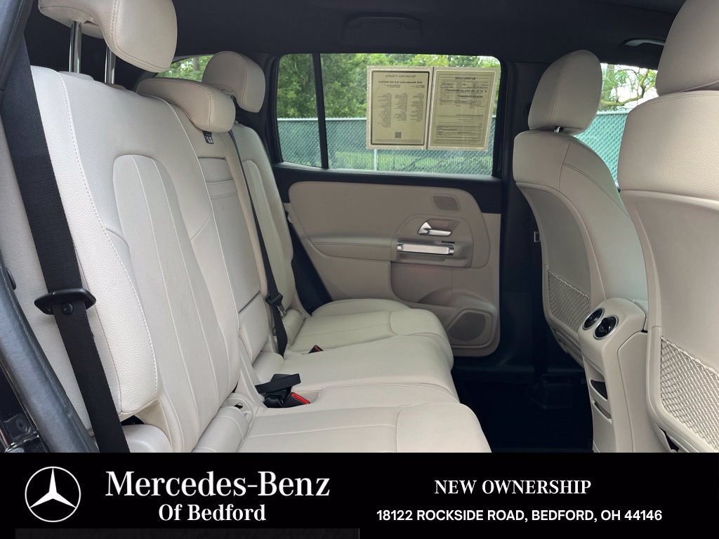 Used 2026 Mercedes-Benz GLB 250 4MATIC image 17