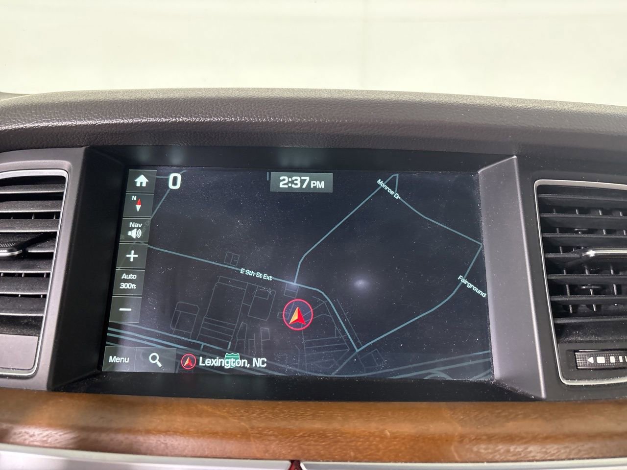 Used 2017 Genesis G80 3.8 w/ Option Group 03 image 23