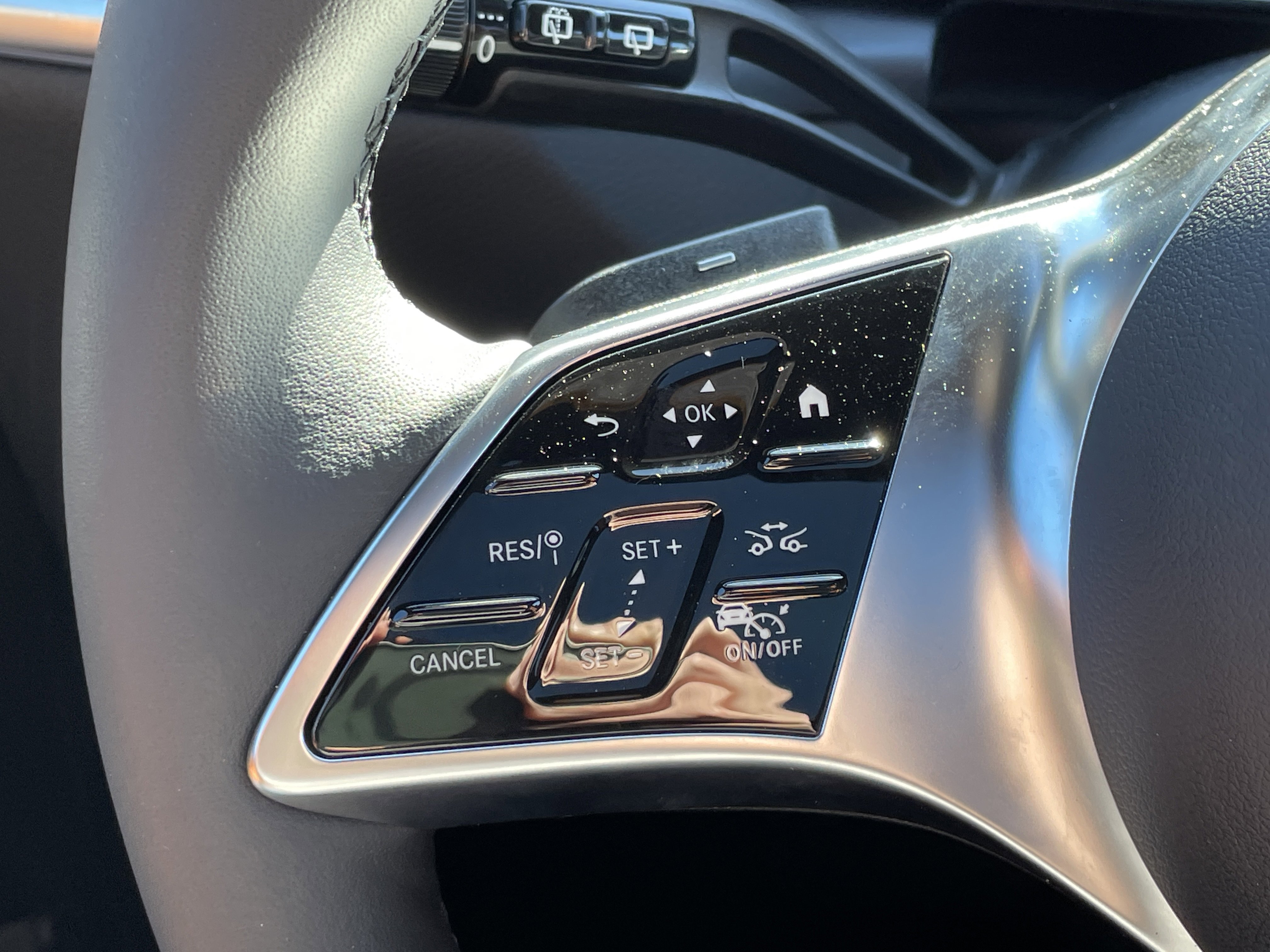 New 2026 Mercedes-Benz GLC 300 4MATIC image 26