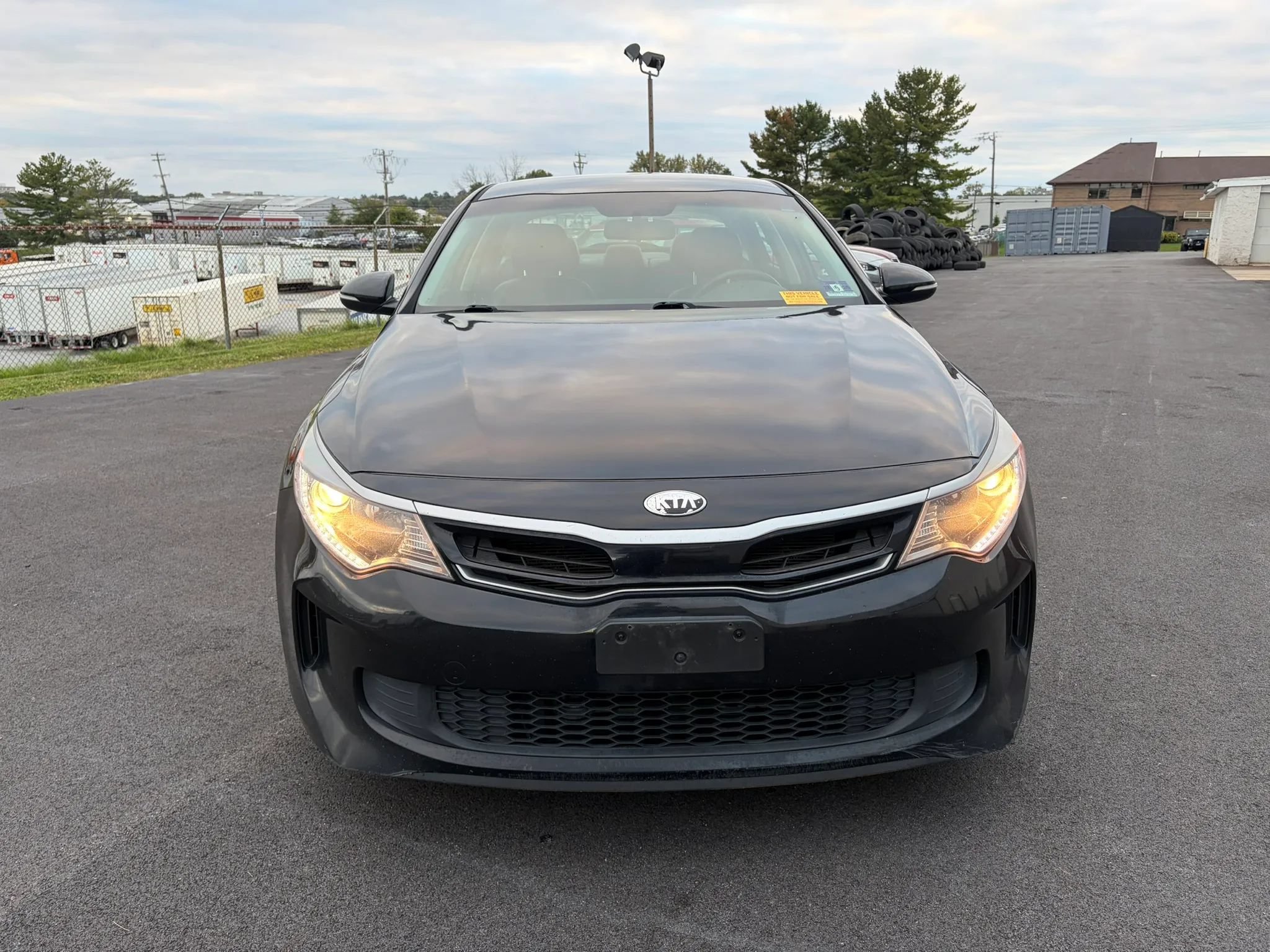 Used 2017 Kia Optima EX FWD image 3