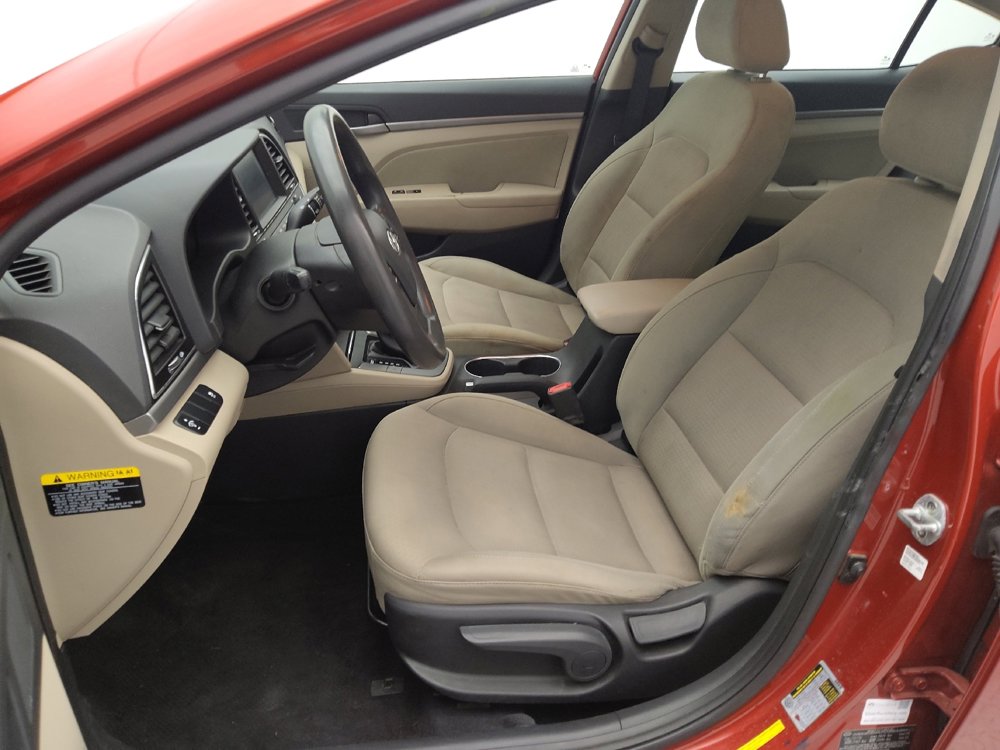 Used 2017 Hyundai Elantra SE image 17