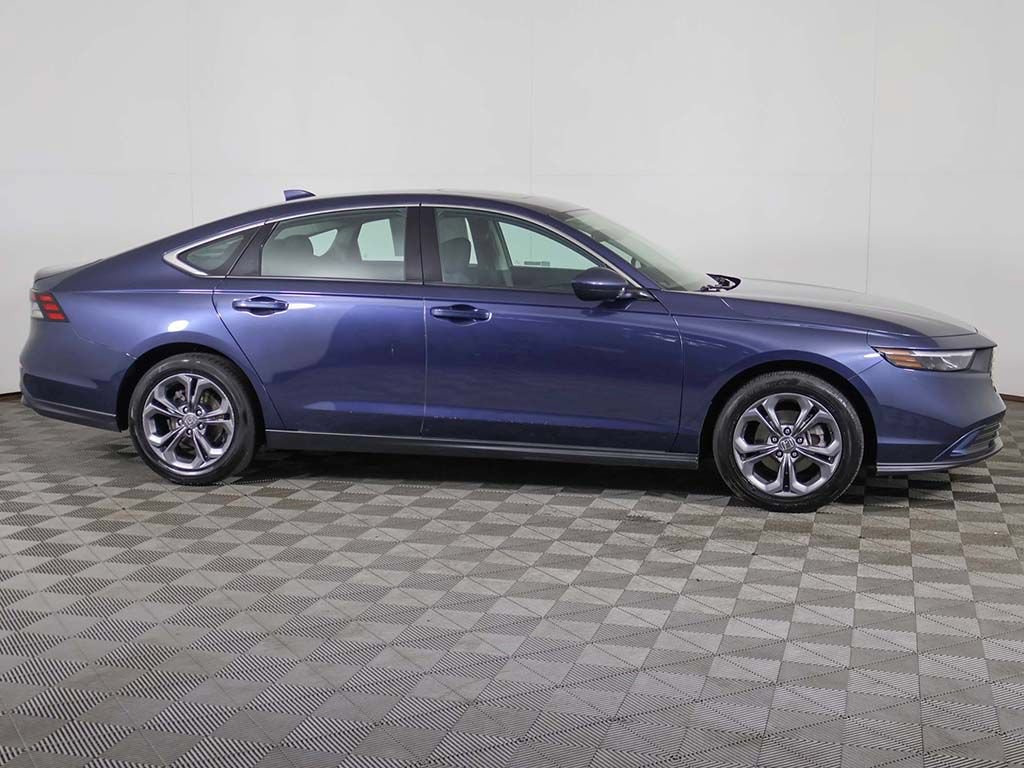 Used 2023 Honda Accord EX image 18