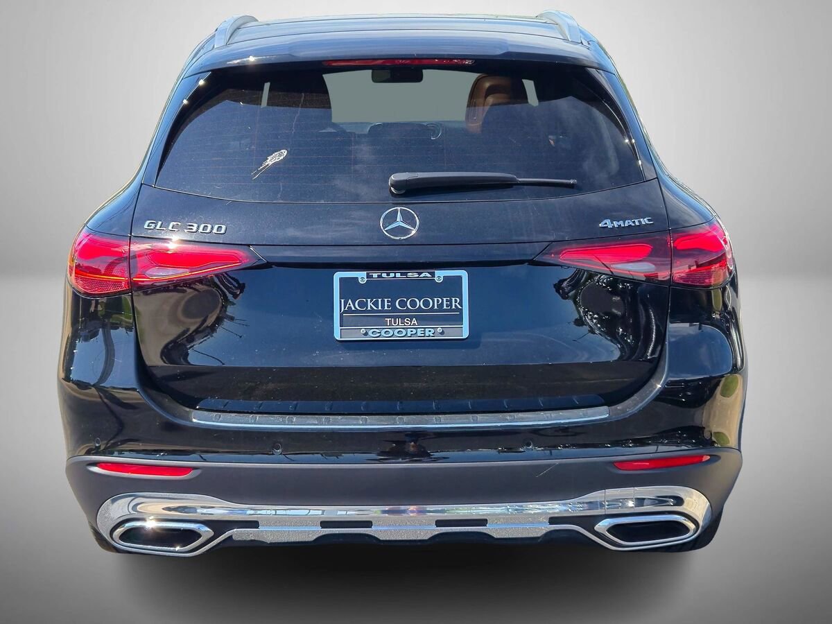 New 2025 Mercedes-Benz GLC 300 4MATIC image 4