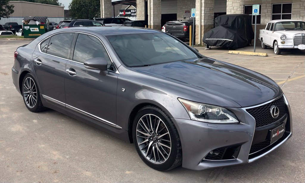 Used 2014 Lexus LS 460 w/ F Sport Package RWD image 2