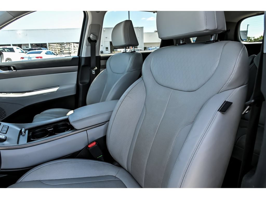 Used 2020 Hyundai Palisade SEL w/ Premium Package AWD/4WD image 15
