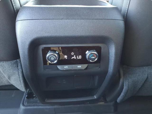 New 2026 Chevrolet Traverse LT w/ LPO, Floor Liner Package image 13