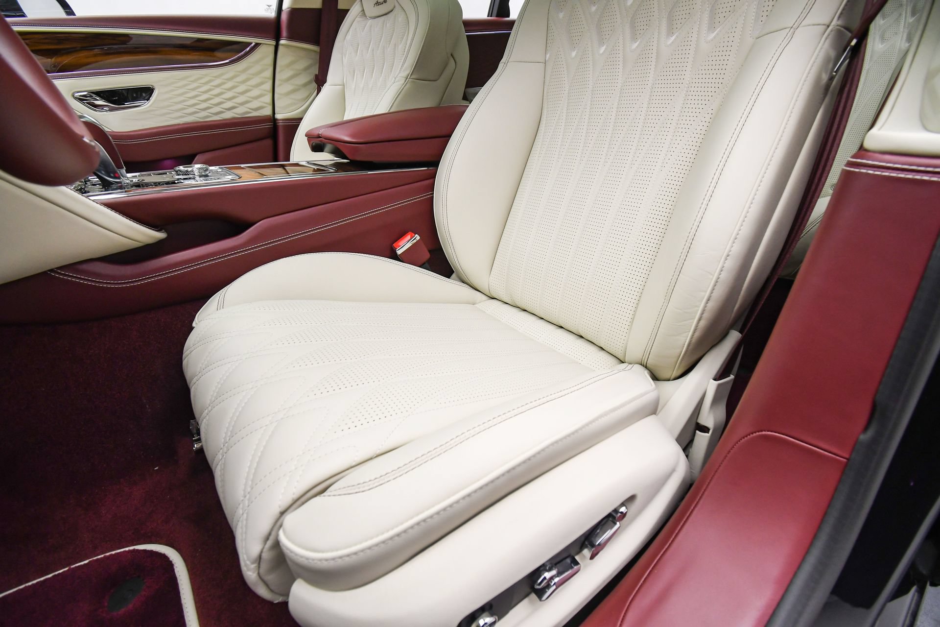 New 2026 Bentley Flying Spur Plug-In Hybrid AWD/4WD image 50