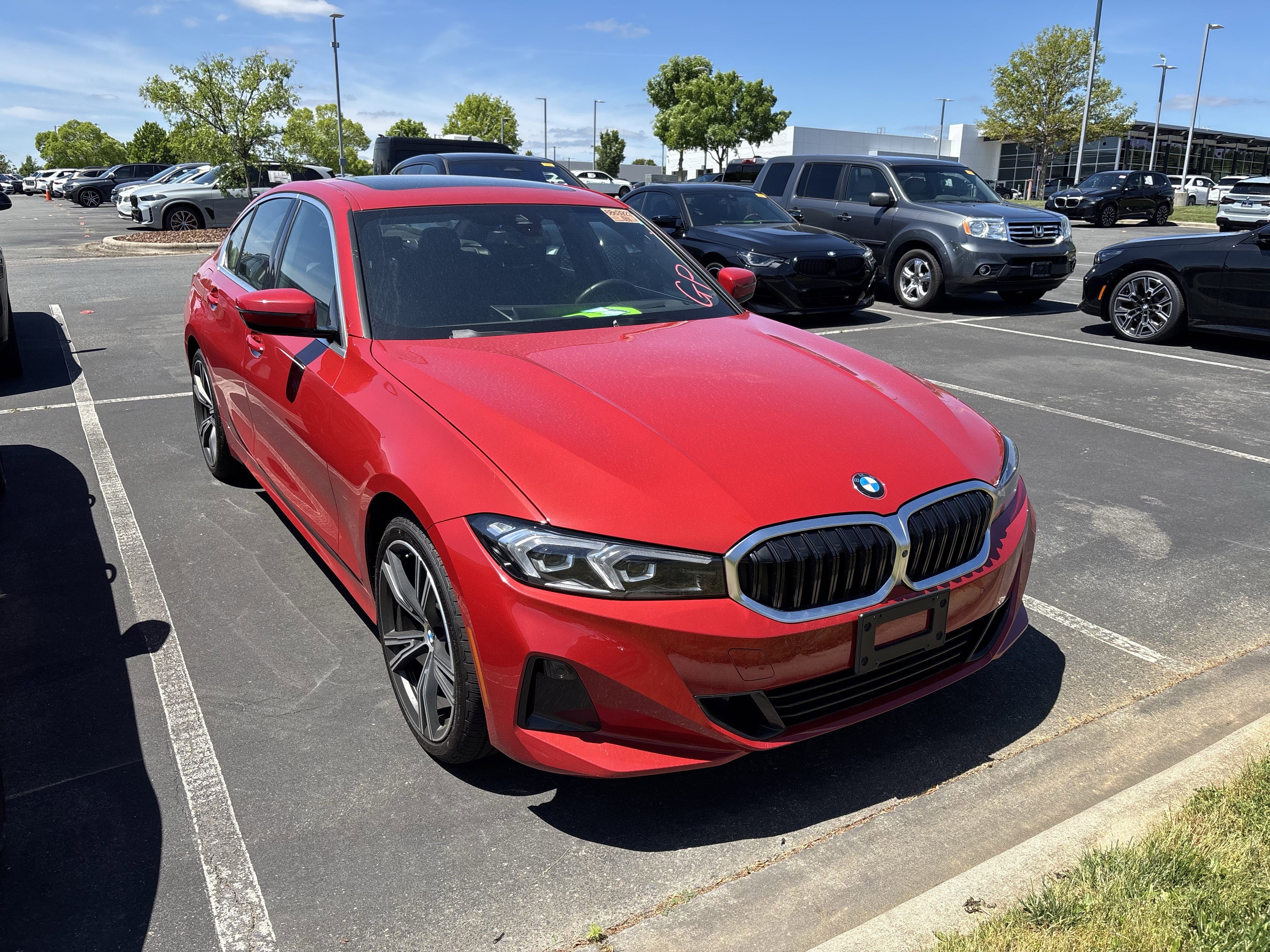 Certified 2024 BMW 330i xDrive Sedan w/ Premium Package AWD/4WD image 26