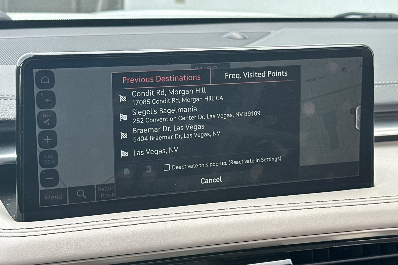 Used 2025 Genesis G70 2.5T image 22