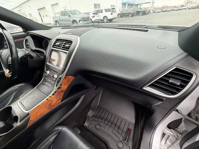 Used 2017 Lincoln MKX Reserve w/ Lincoln MKX Climate Package image 31