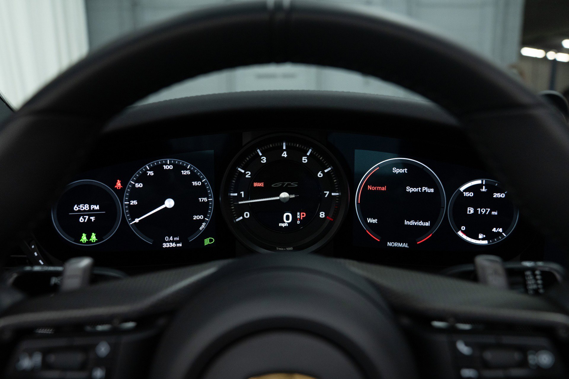 Used 2023 Porsche 911 Cabriolet image 18