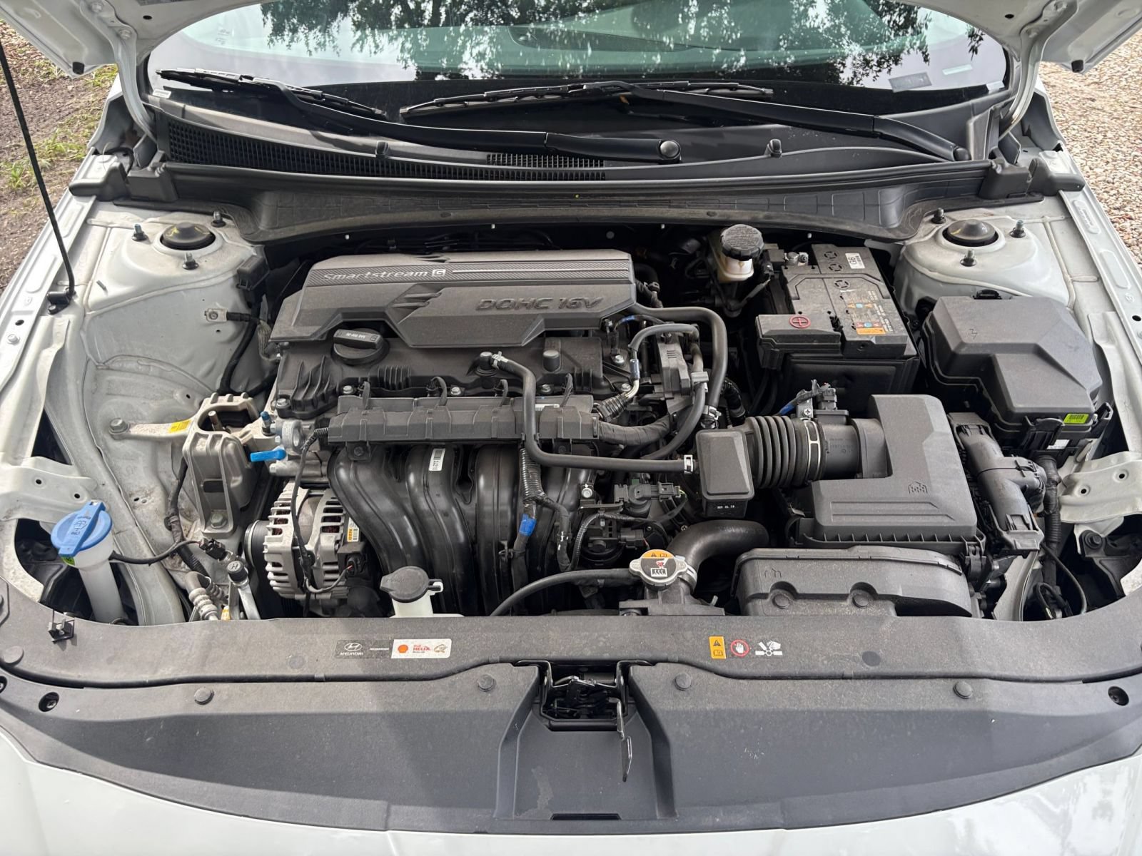 Used 2025 Hyundai Elantra SEL FWD image 35