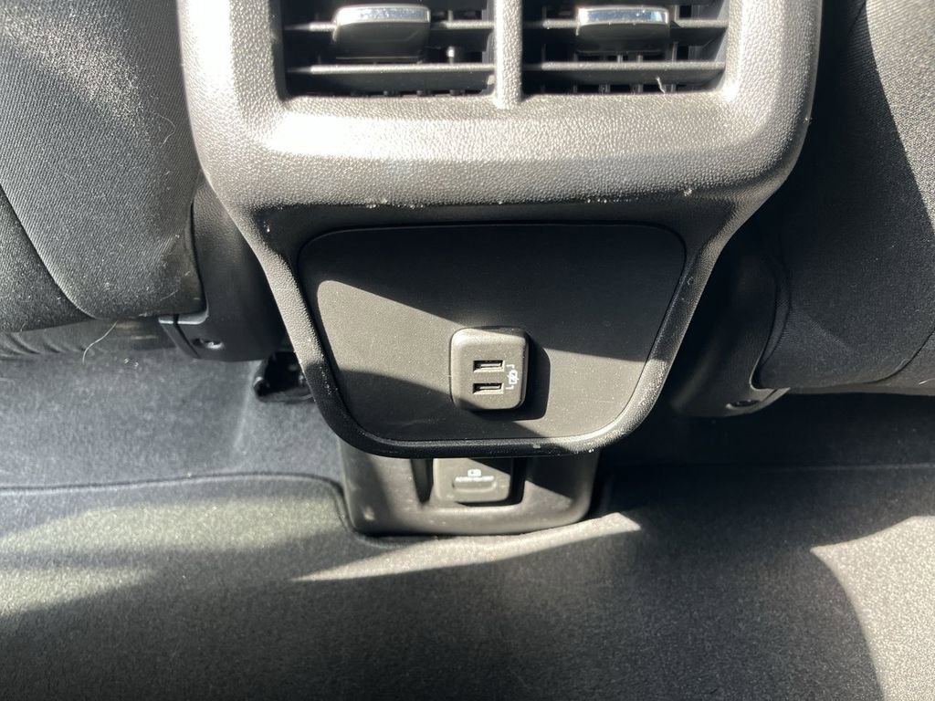 Used 2019 Chevrolet Equinox LT w/ Sun & Navigation Package image 21