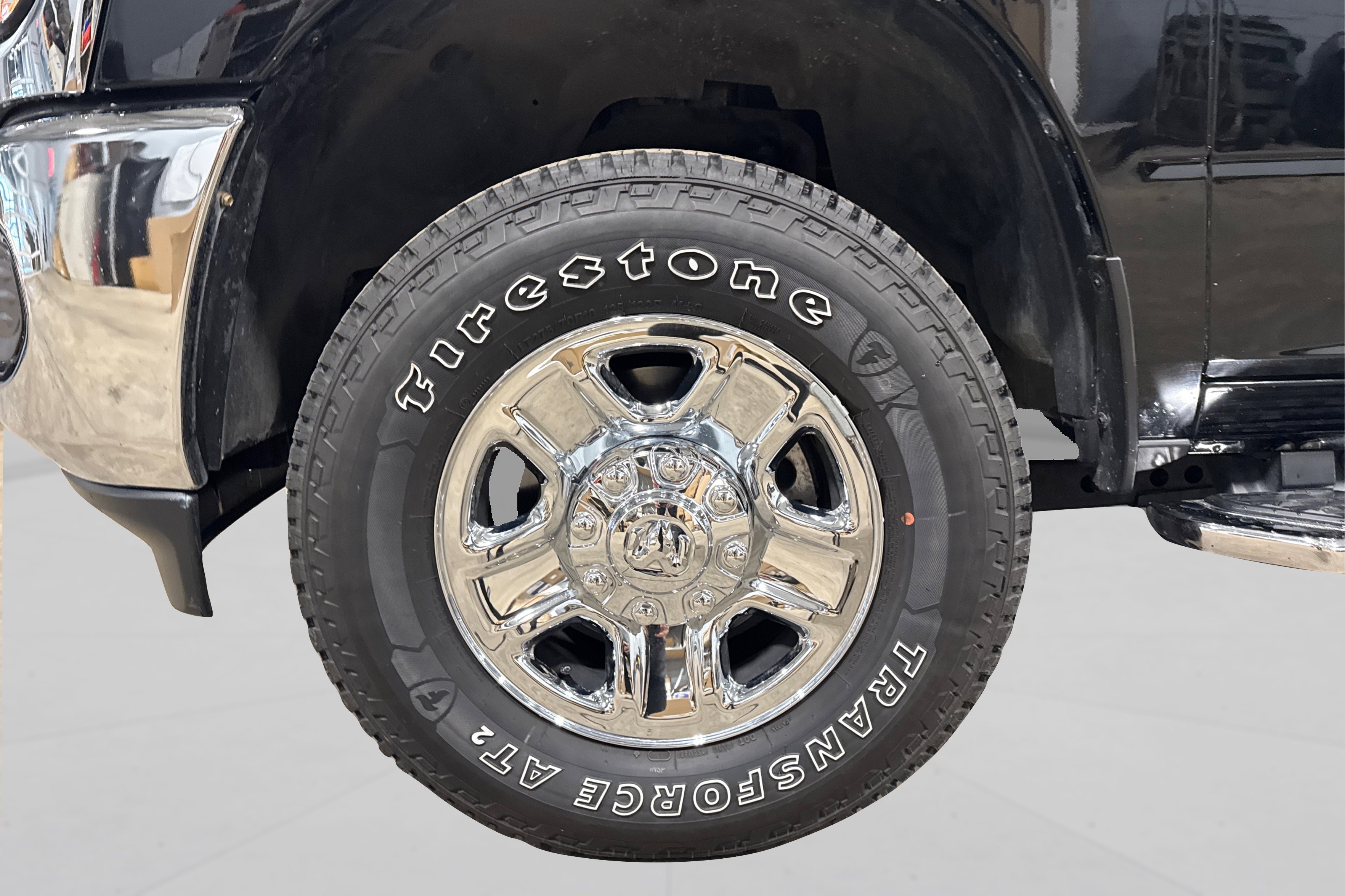 Used 2024 RAM 2500 Tradesman w/ Chrome Appearance Group image 50