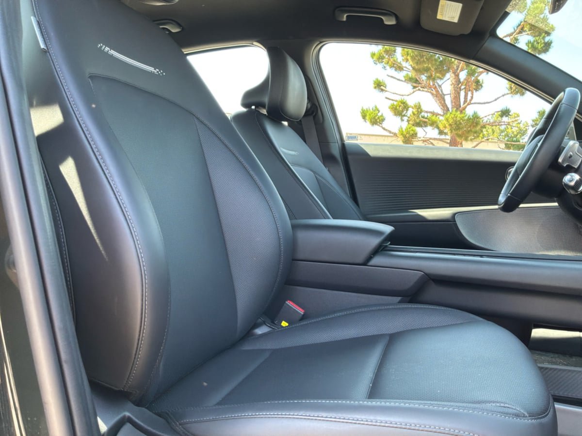 Used 2023 Hyundai Ioniq 6 SEL RWD image 21