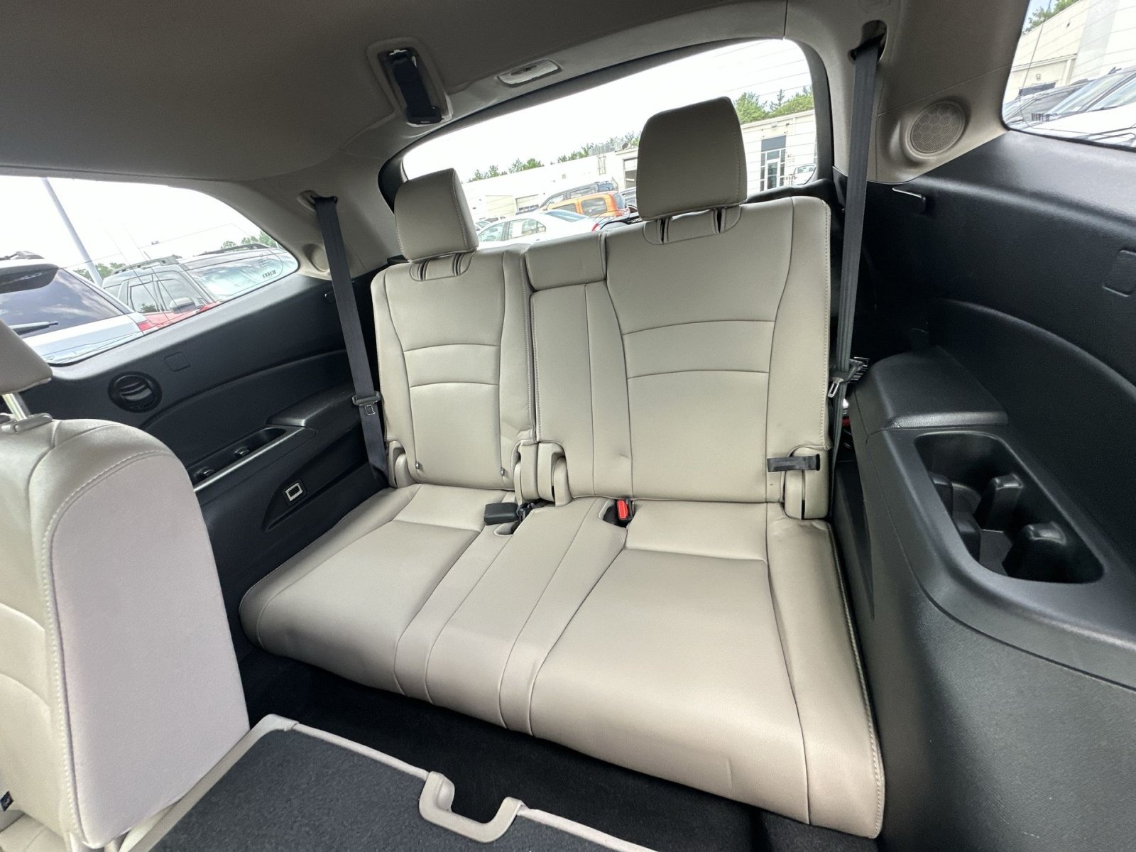 Used 2017 Honda Pilot Touring image 33