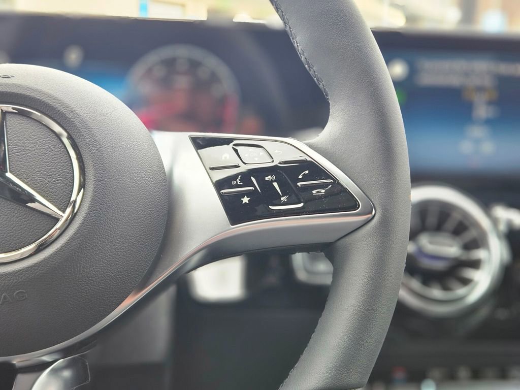 New 2026 Mercedes-Benz GLA 250 4MATIC image 27