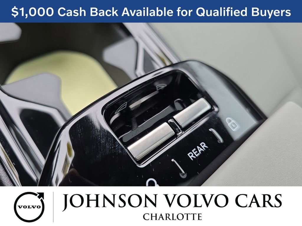 New 2025 Volvo EX30 Plus w/ Protection Package Premier image 29