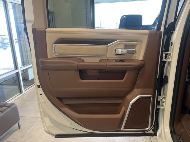 Used 2022 RAM 2500 Laramie AWD/4WD image 31
