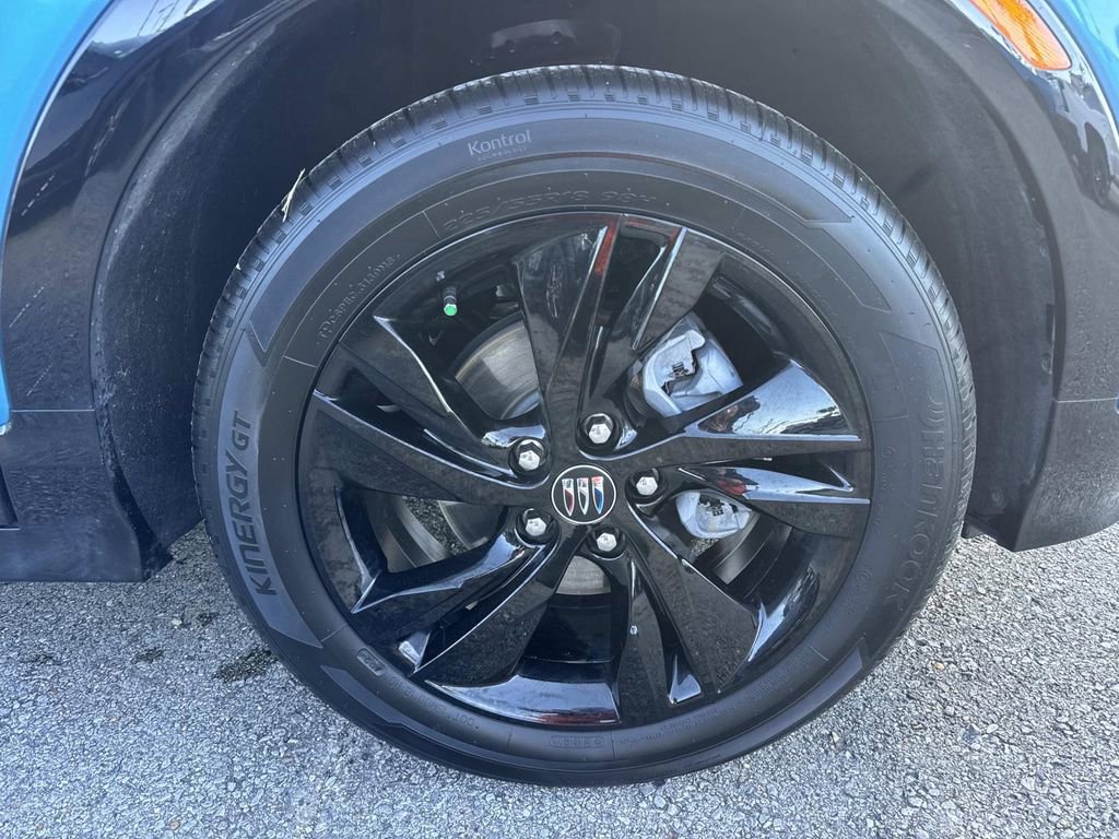 Certified 2025 Buick Encore GX Sport Touring image 4