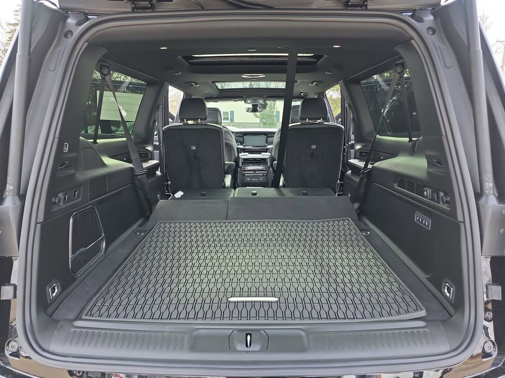 New 2026 Jeep Grand Wagoneer L Limited image 14
