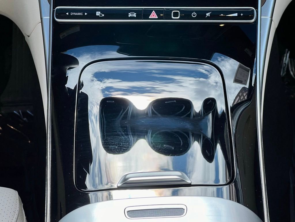 Certified 2022 Mercedes-Benz C 300 4MATIC Sedan image 18