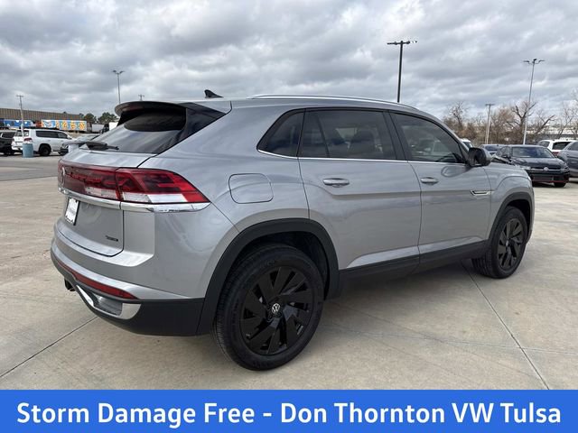 New 2026 Volkswagen Atlas Cross Sport SE image 2