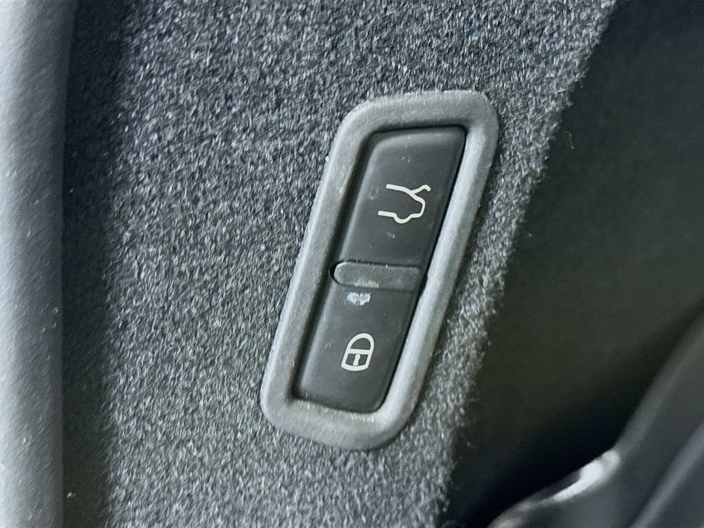 Used 2022 Maserati Levante GT AWD/4WD image 30