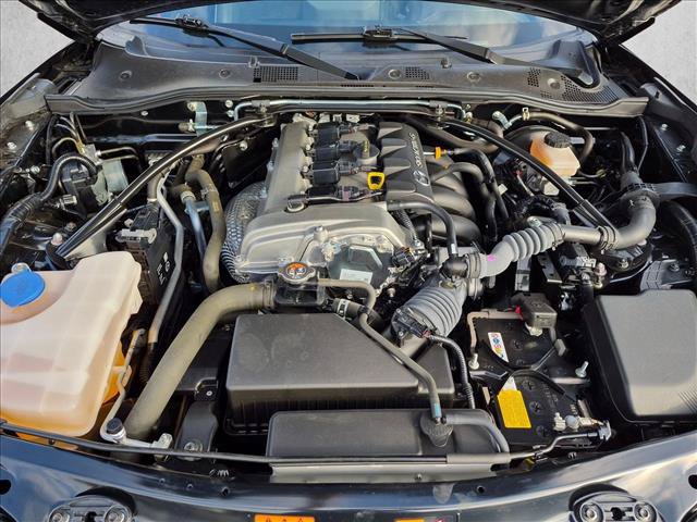 Used 2024 MAZDA MX-5 Miata RF Club RWD image 19