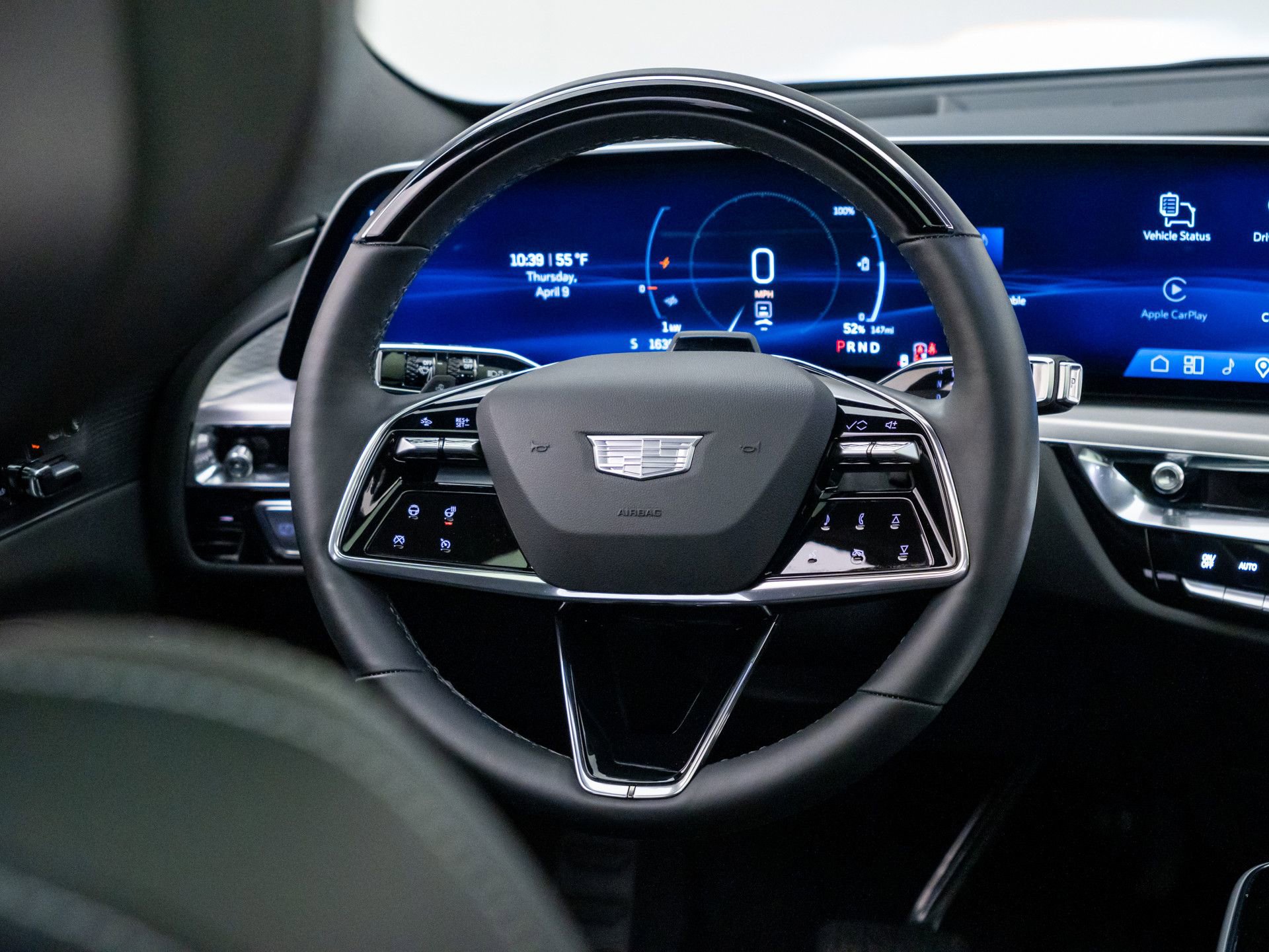 Certified 2025 Cadillac Lyriq Luxury w/ LPO, Floor Liner Package AWD/4WD image 13