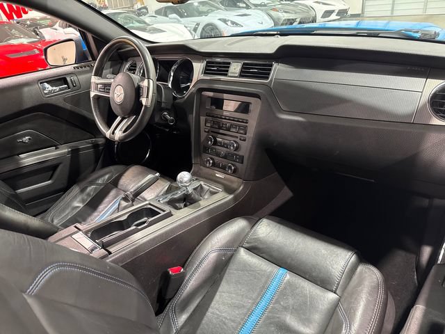 Used 2010 Ford Mustang GT RWD image 10