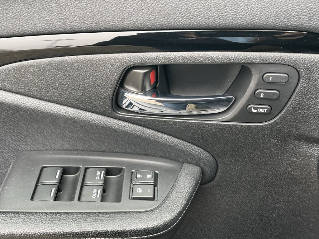 Used 2018 Honda Ridgeline RTL-E image 26