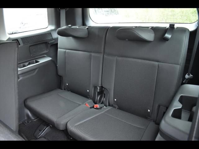 Certified 2025 Hyundai Santa Fe SE FWD image 16