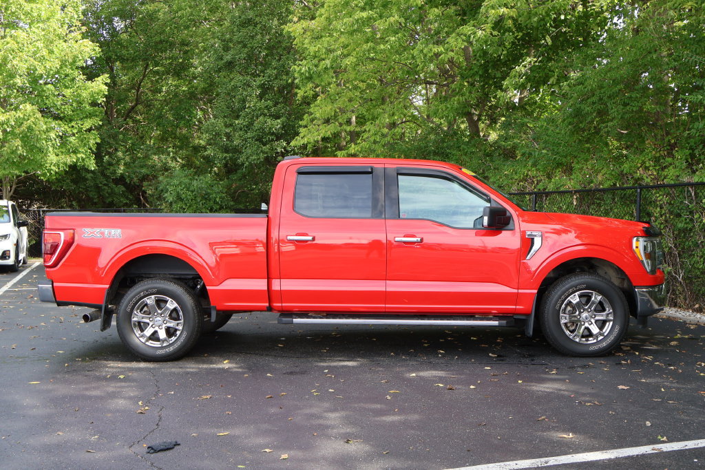 Used 2021 Ford F150 XLT w/ Equipment Group 302A High AWD/4WD image 9