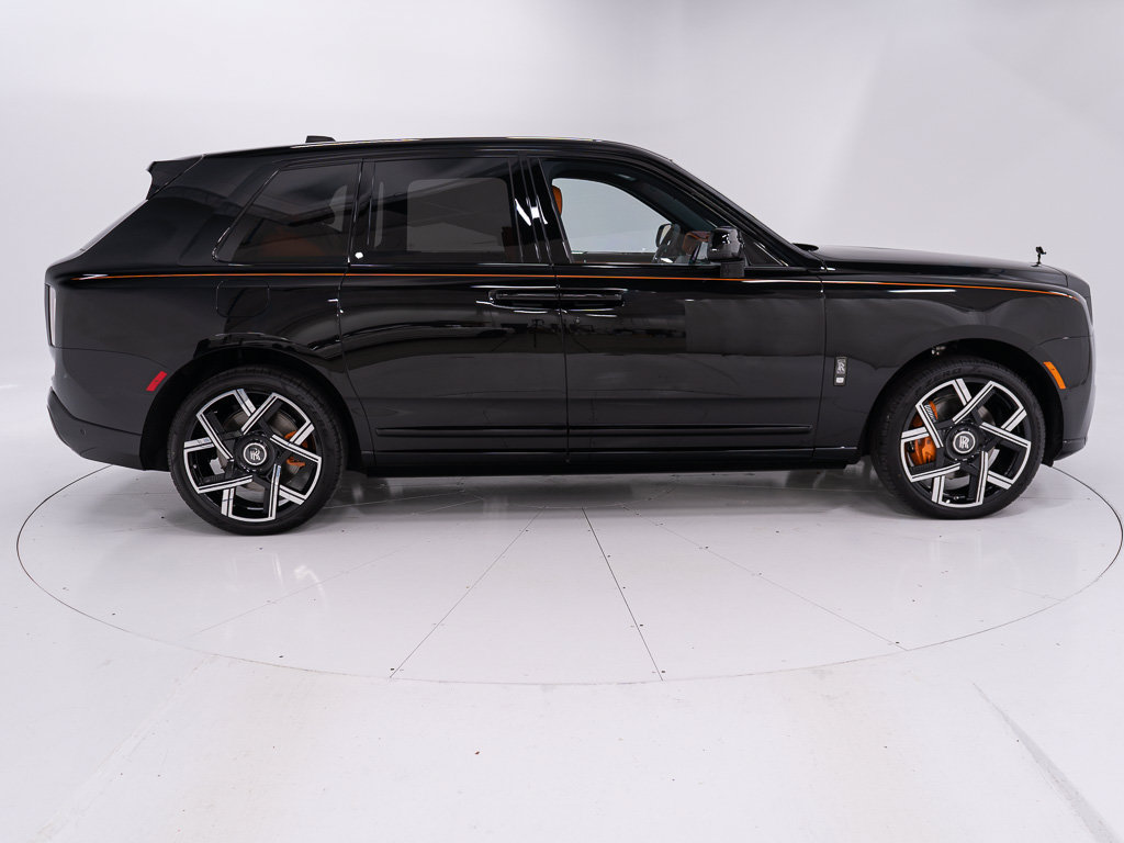 New 2027 Rolls-Royce Cullinan Black Badge AWD/4WD image 6